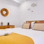 Appartement Cozy Loft W Poll Near Porto Cellars *