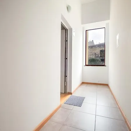 Cozy Loft W Poll Near Porto Cellars