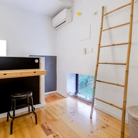 Cozy Loft W Poll Near Porto Cellars شقة *