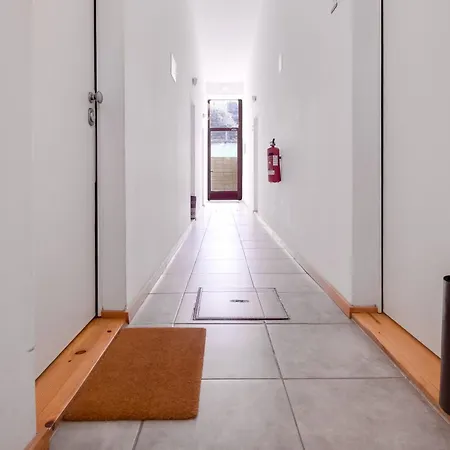Cozy Loft W Poll Near Porto Cellars * فيلا نوفا دي غايا