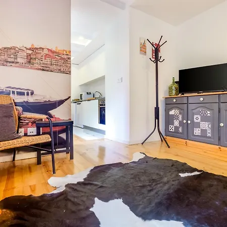 Cozy Loft W Poll Near Porto Cellars فيلا نوفا دي غايا