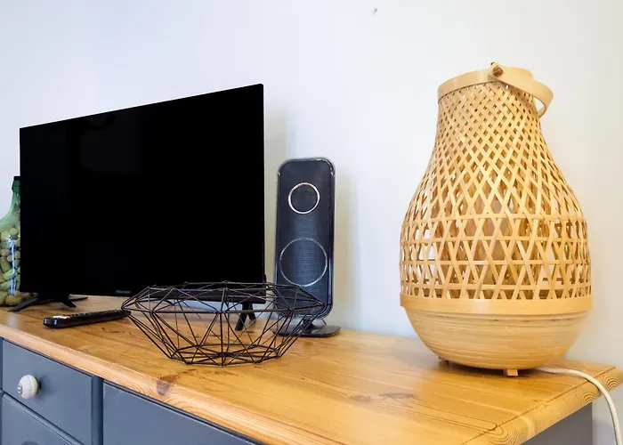 Cozy Loft W Poll Near Porto Cellars *