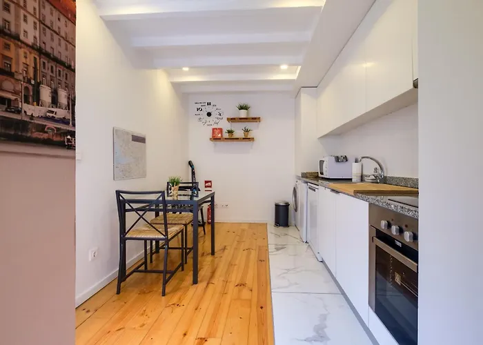 Cozy Loft W Poll Near Porto Cellars شقة فيلا نوفا دي غايا