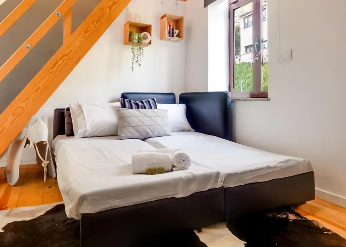 Cozy Loft W Poll Near Porto Cellars فيلا نوفا دي غايا